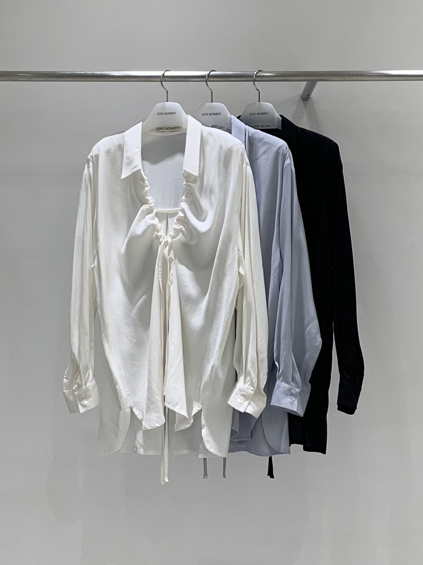 LOVE MOMENT東大門直郵女士新款真品人氣熱賣襯衫蕾絲衫LOVE MOMENT襯衫/蕾絲衫
