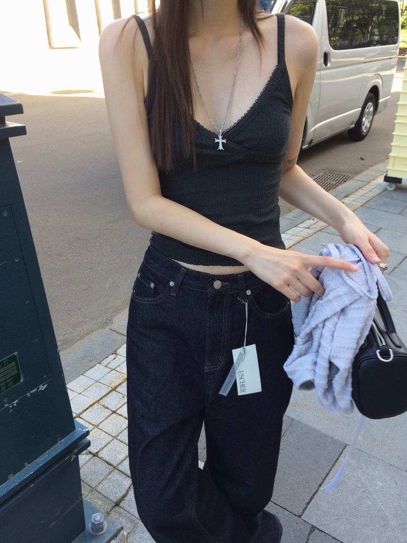 ESCHER東大門實拍女裝新款推薦熱賣人氣休閑真品吊帶背心ESCHER吊帶/背心