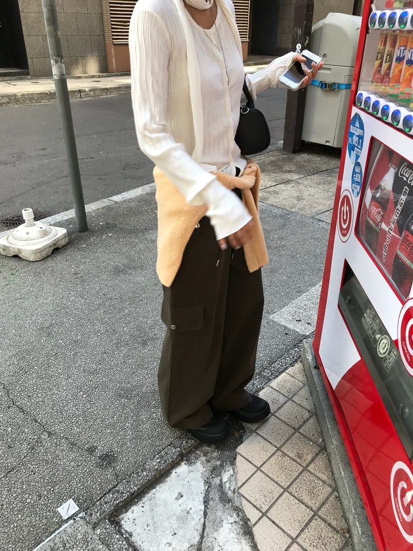 ESCHER韓國代購女裝新款真品熱賣休閑襯衫蕾絲衫含圍巾開衫ESCHER襯衫/蕾絲衫