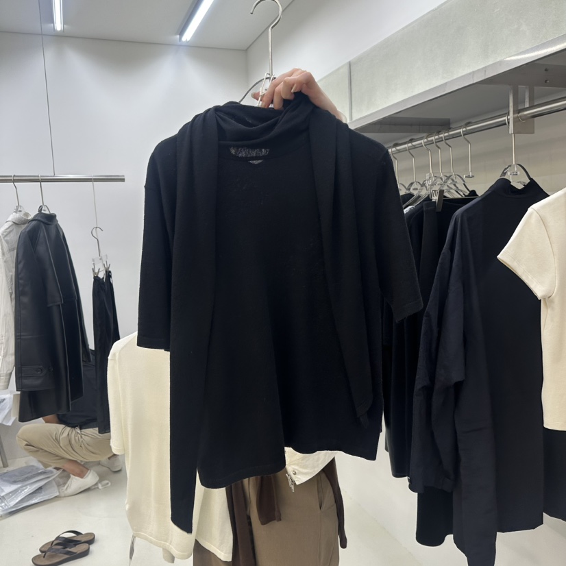 PREV.韓國代購女士新品熱賣時尚真品推薦人氣T恤含圍巾系帶PREV.T恤圖色2