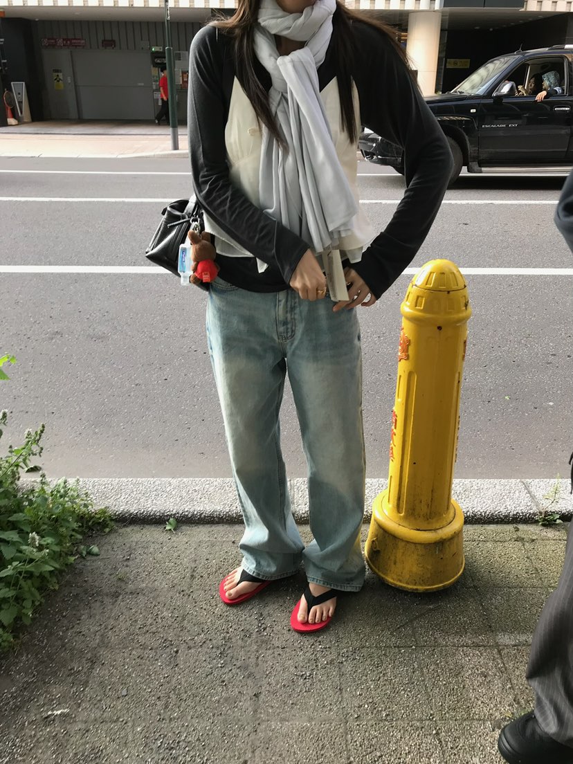 ESCHER東大門代購女裝新品休閑時尚熱賣人氣圍巾披肩圍巾ESCHER圍巾/披肩
