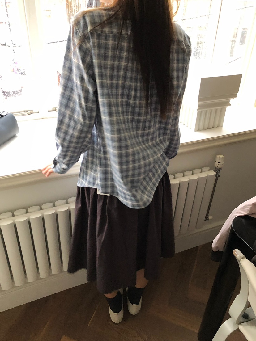 ESCHER東大門直郵女裝新款熱賣真品時尚休閑人氣襯衫蕾絲衫ESCHER襯衫/蕾絲衫