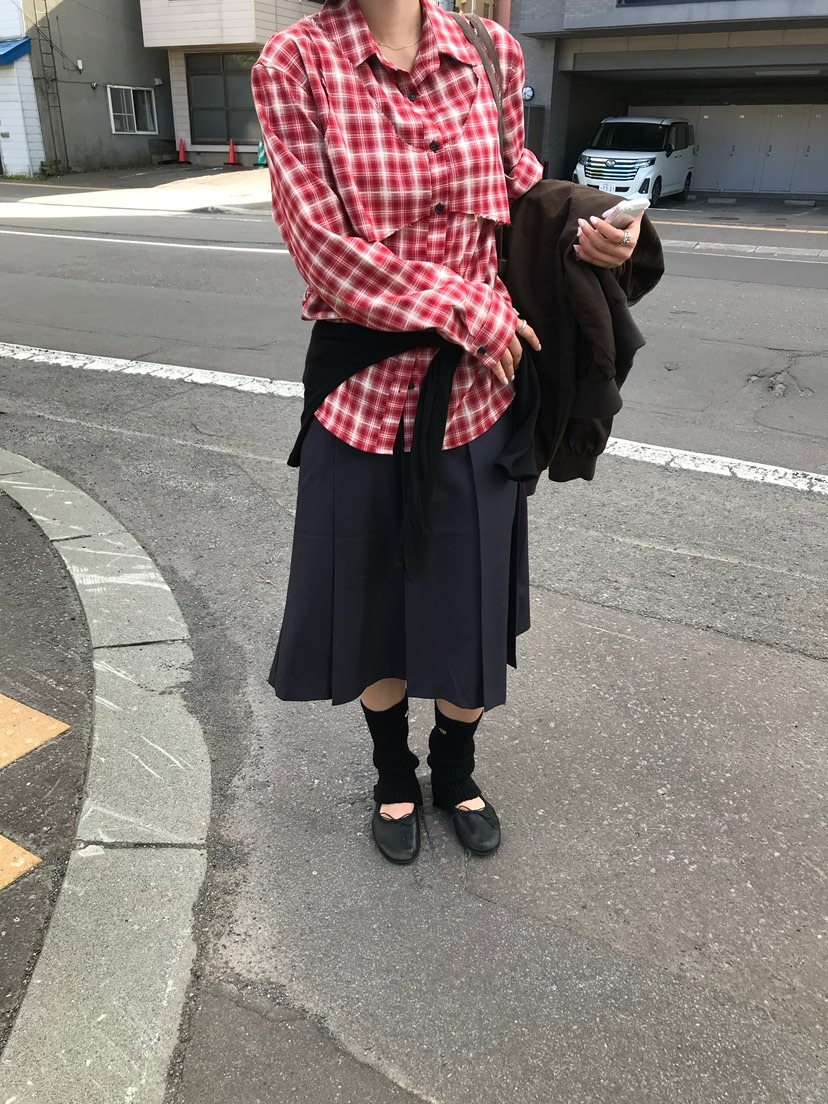 ESCHER東大門直郵女裝新款熱賣真品時尚休閑人氣襯衫蕾絲衫ESCHER襯衫/蕾絲衫