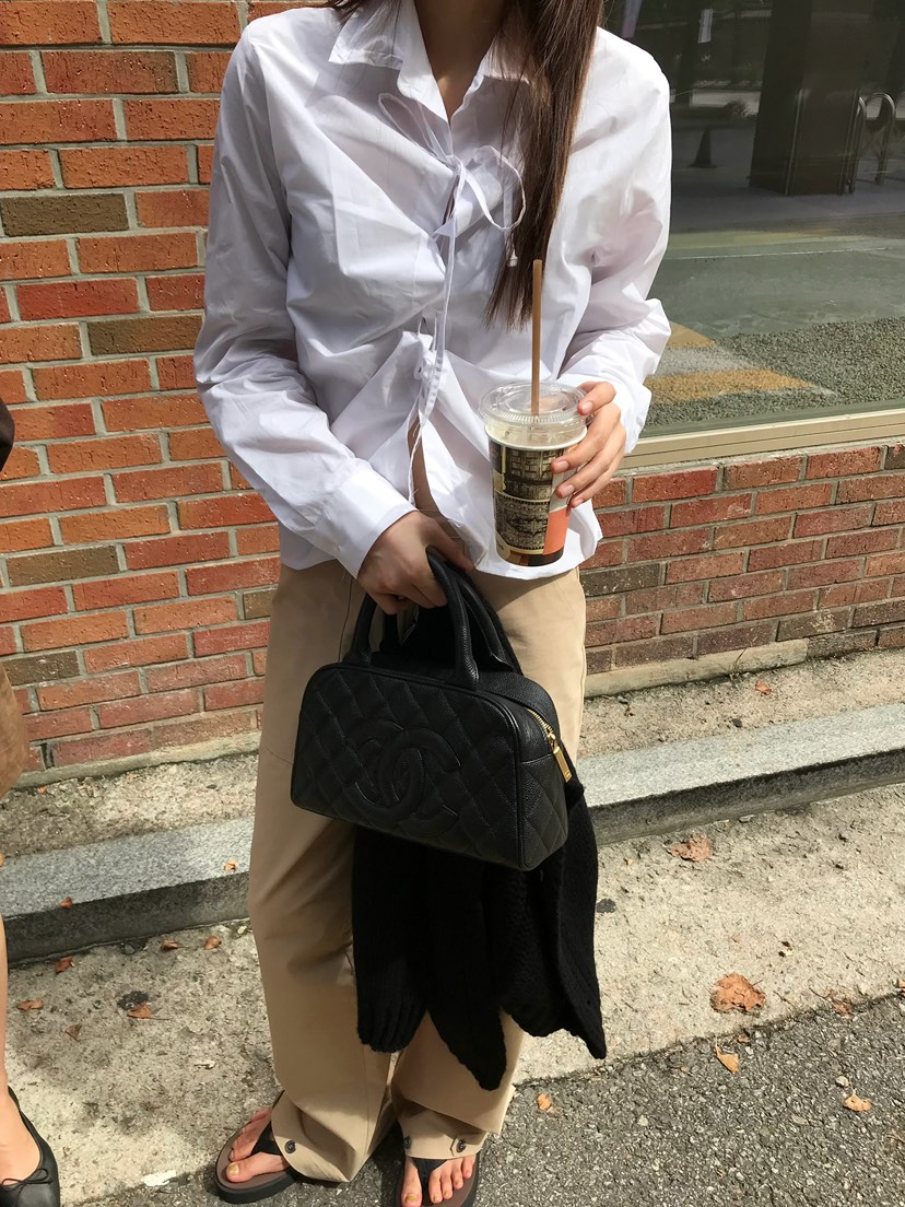 ESCHER東大門實拍女士新品熱賣真品推薦人氣休閑襯衫蕾絲衫ESCHER襯衫/蕾絲衫