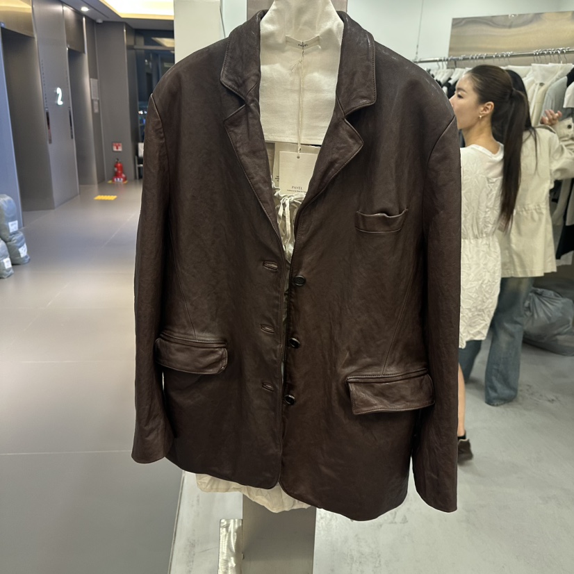 PAVEL韓國代購女裝新品推薦休閑時尚人氣熱賣真品皮衣PAVEL皮衣圖色2棕色