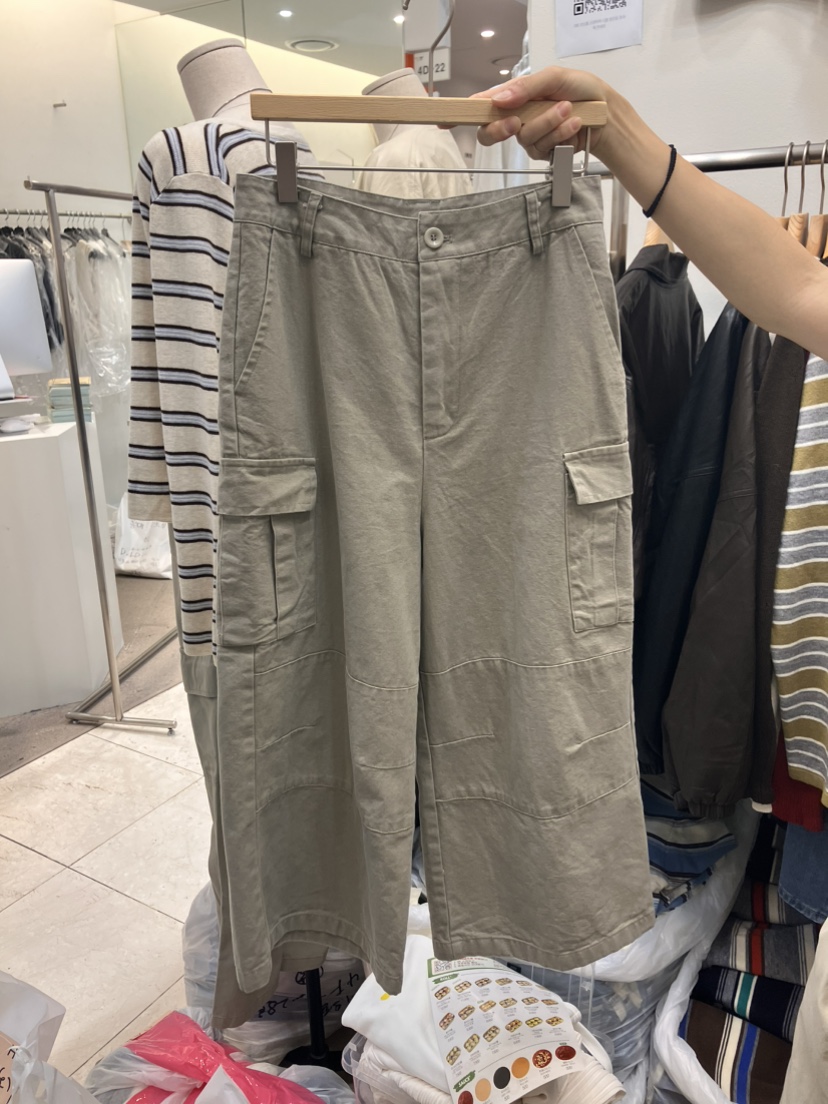 HARU東大門實拍女裝新款時尚真品推薦休閑人氣熱賣休閑褲HARU休閑褲圖色1