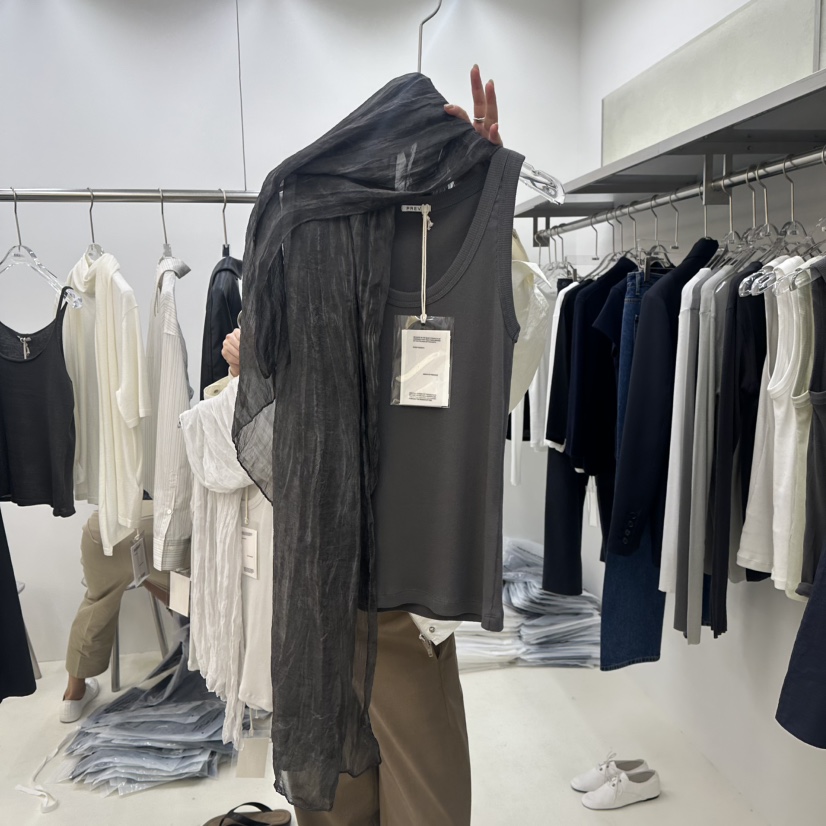 PREV.韓國代購女裝新品推薦熱賣休閑人氣圍巾披肩染色圍巾PREV.圍巾/披肩圖色2