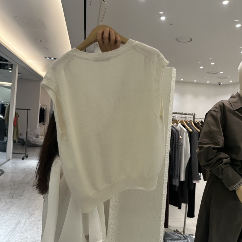 BLUEI-D/N SHARP韓國直郵女裝新款推薦真品人氣吊帶背心Blue i-d/N SHARP吊帶/背心
