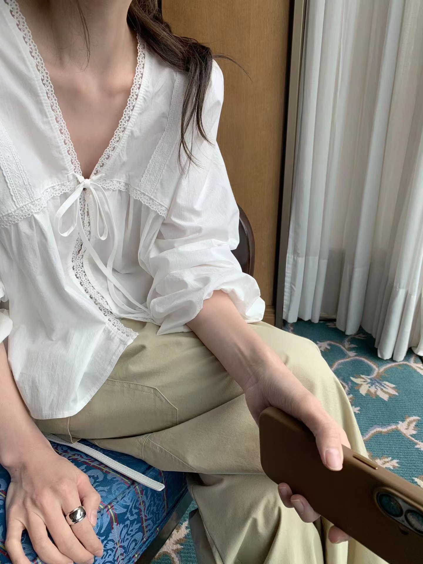 MELLOUNGE-멜라운지-T東大門直郵女士新品推薦襯衫蕾絲衫MELLOUNGE-2件起襯衫/蕾絲衫