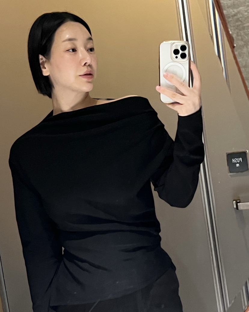 VERNI東大門直郵女士新款推薦熱賣休閑人氣長袖T恤不對稱VERNI長袖T恤