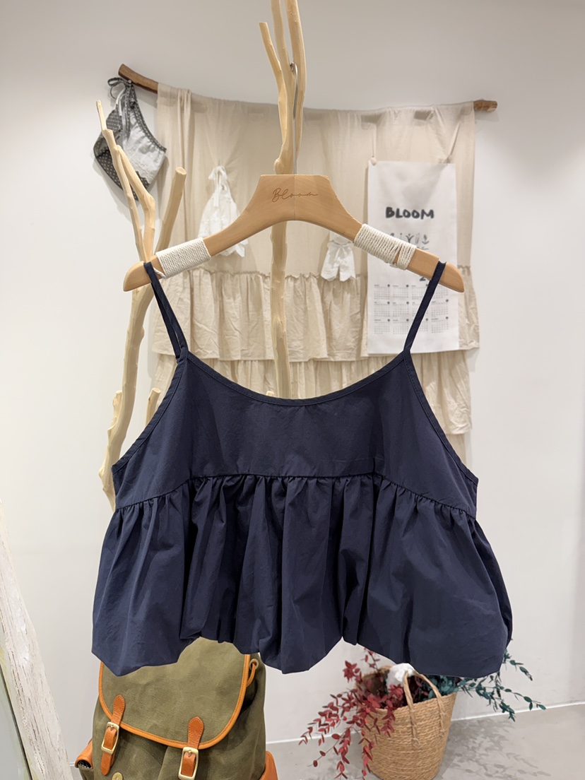 BLOOM東大門實拍女裝新品真品熱賣時尚人氣推薦休閑吊帶背心BLOOM-S吊帶/背心圖色1