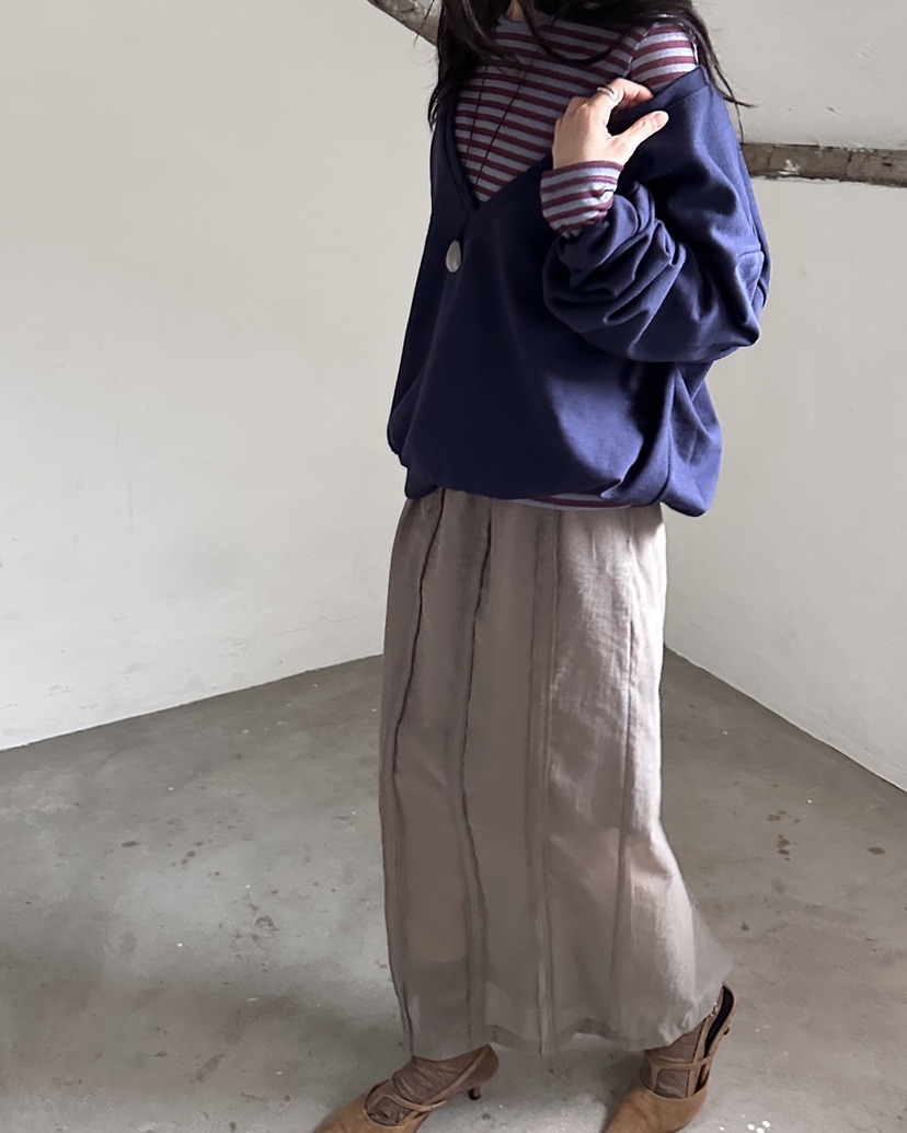 HOWDY/FACT THE NERD東大門實拍女士新款推薦人氣衛衣HOWDY/FACT THE NERD衛衣