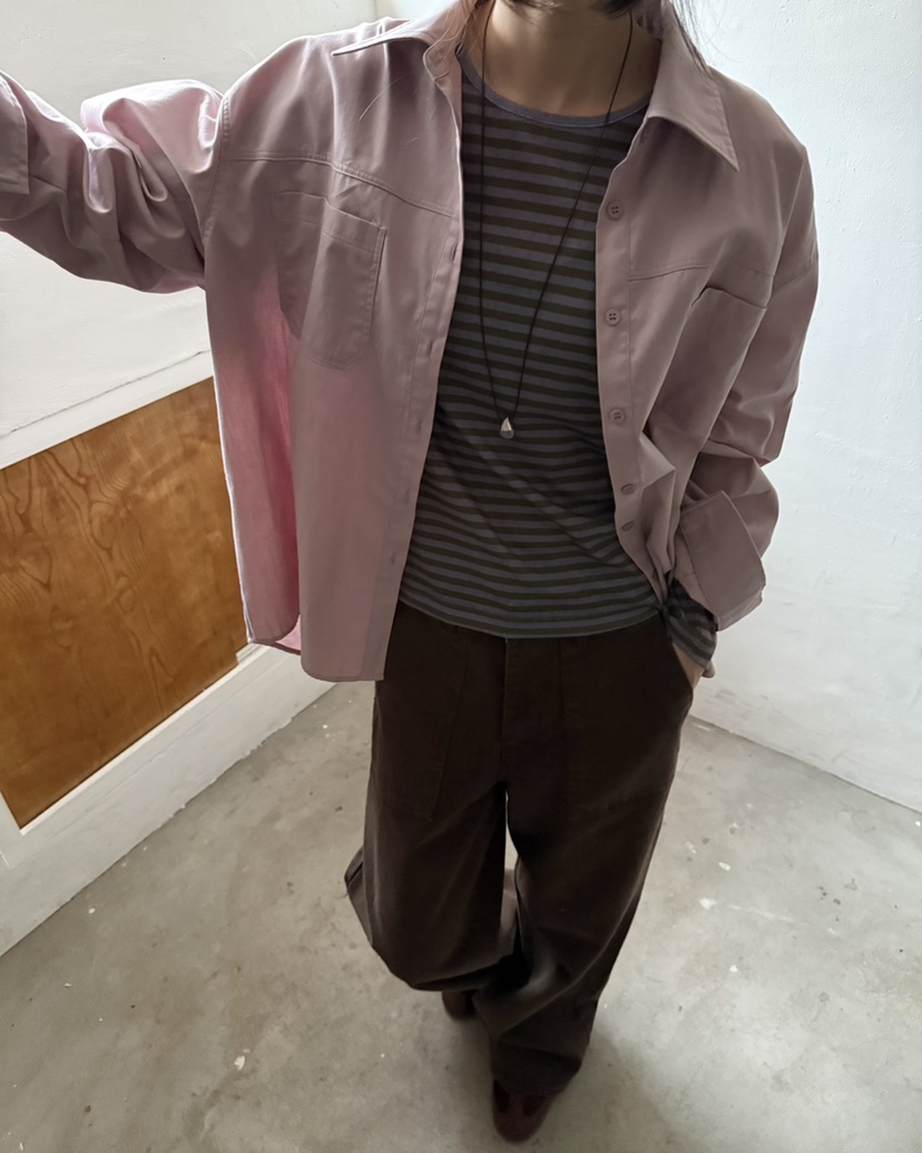 HOWDY/FACT THE NERD東大門實拍女士新款時尚襯衫蕾絲衫口袋HOWDY/FACT THE NERD襯衫/蕾絲衫