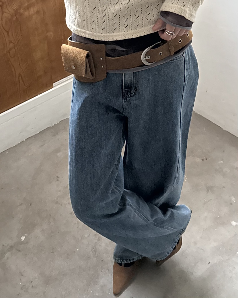 HOWDY/FACT THE NERD東大門直郵女士新款時尚人氣牛仔褲HOWDY/FACT THE NERD牛仔褲