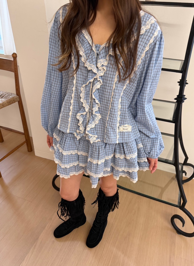 BOUTIQUE-L東大門直郵女士新品時尚真品人氣熱賣襯衫蕾絲衫BOUTIQUE-L襯衫/蕾絲衫