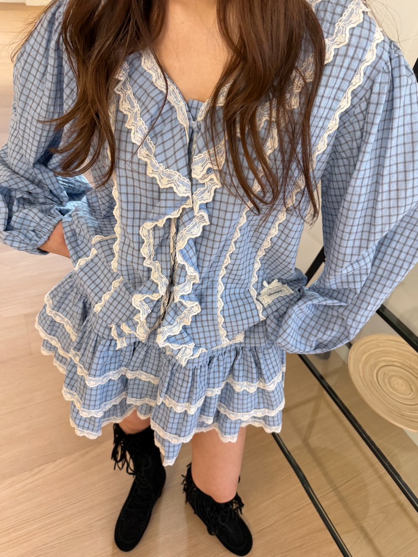 BOUTIQUE-L東大門直郵女士新品時尚真品人氣熱賣襯衫蕾絲衫BOUTIQUE-L襯衫/蕾絲衫