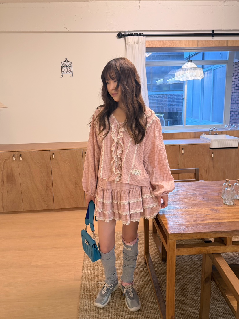 BOUTIQUE-L東大門直郵女士新品時尚真品人氣熱賣襯衫蕾絲衫BOUTIQUE-L襯衫/蕾絲衫圖色1