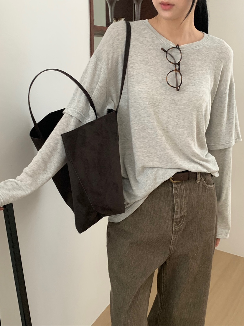 BLEECKER韓國代購女裝新品真品時尚人氣休閑推薦熱賣長袖T恤BLEECKER長袖T恤