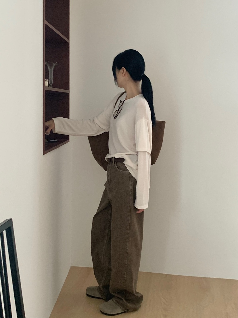 BLEECKER韓國代購女裝新品真品時尚人氣休閑推薦熱賣長袖T恤BLEECKER長袖T恤