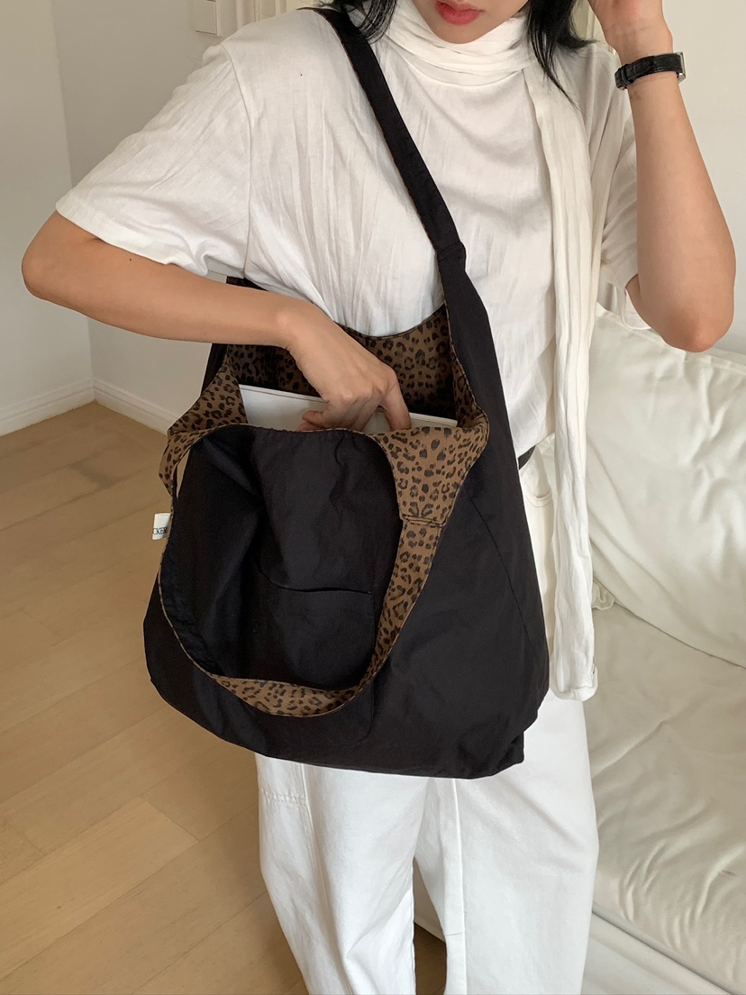 BLEECKER東大門實拍女裝新品時尚休閑人氣真品單肩斜跨包BLEECKER單肩/斜跨包