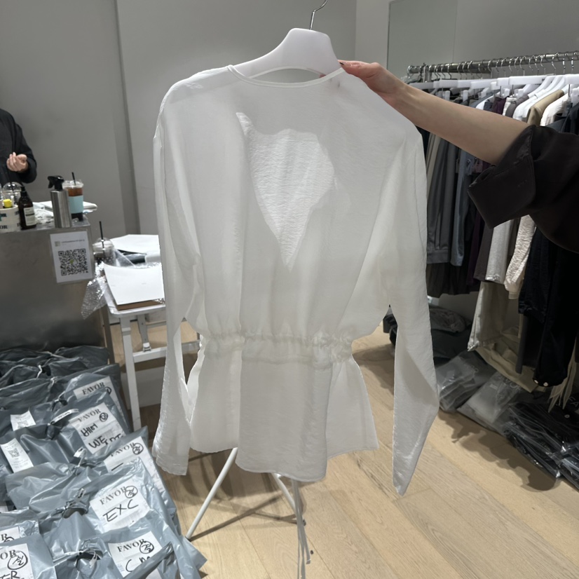 FAVOR-P東大門直郵女士新品時尚推薦熱賣真品襯衫蕾絲衫FAVOR-P襯衫/蕾絲衫