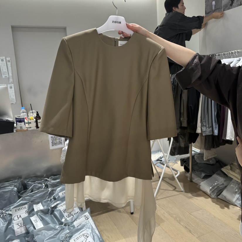 FAVOR-P東大門實拍女裝新款真品人氣推薦熱賣襯衫蕾絲衫FAVOR-P襯衫/蕾絲衫圖色1