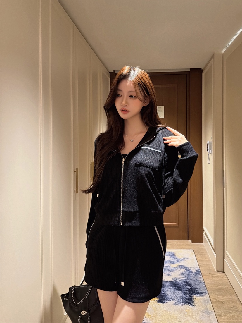 CLOTH東大門實拍女士新款推薦休閑時尚熱賣真品套裝串珠珍珠CLOTH套裝