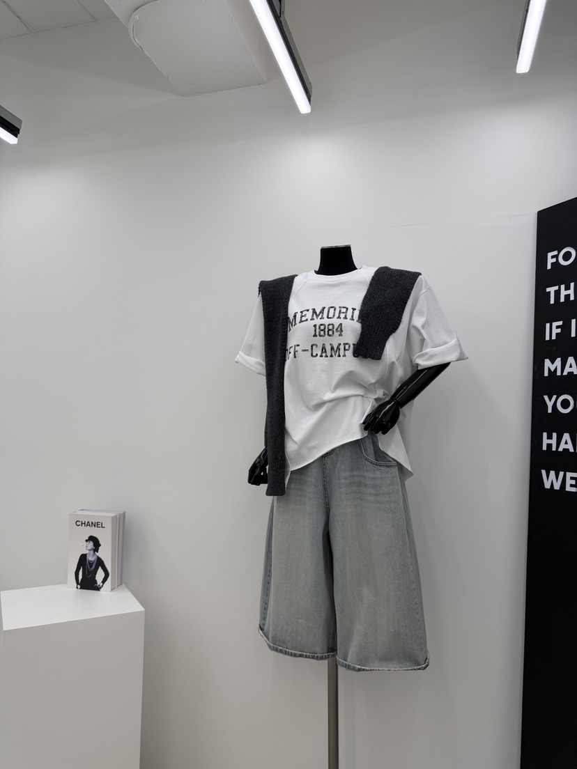 RED-A東大門實拍女裝新品熱賣真品推薦時尚人氣休閑T恤RED-AT恤