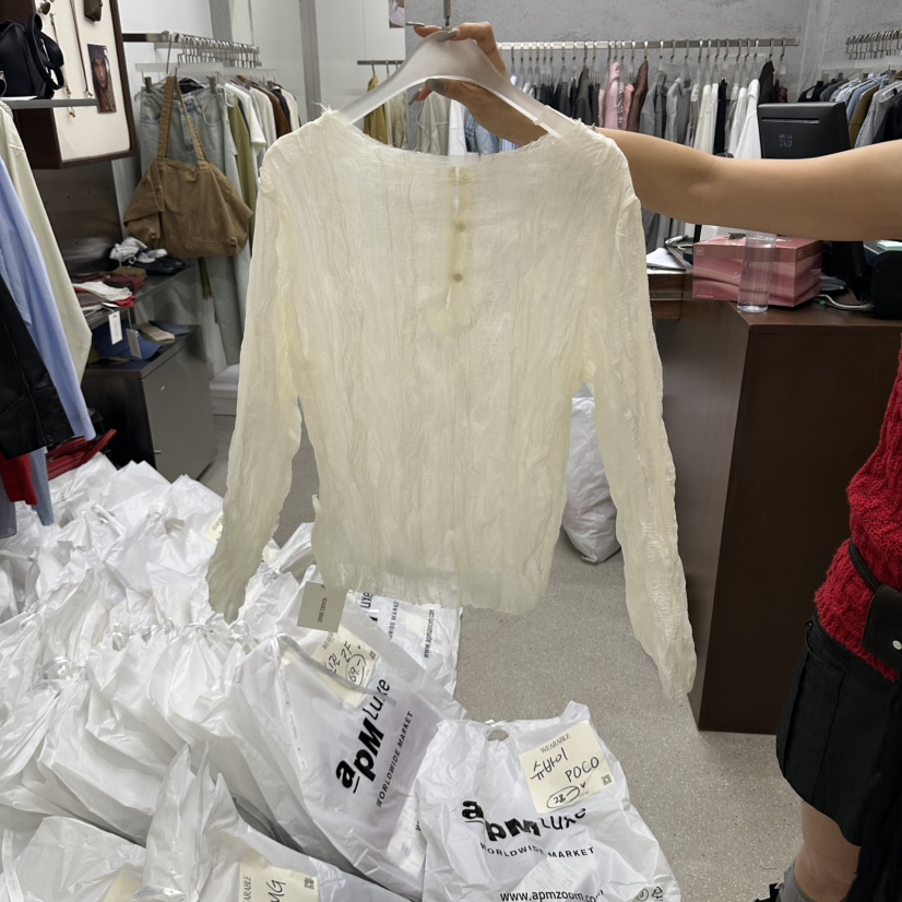 WEARABLE-L東大門直郵女士新款推薦熱賣休閑真品襯衫蕾絲衫WEARABLE襯衫/蕾絲衫