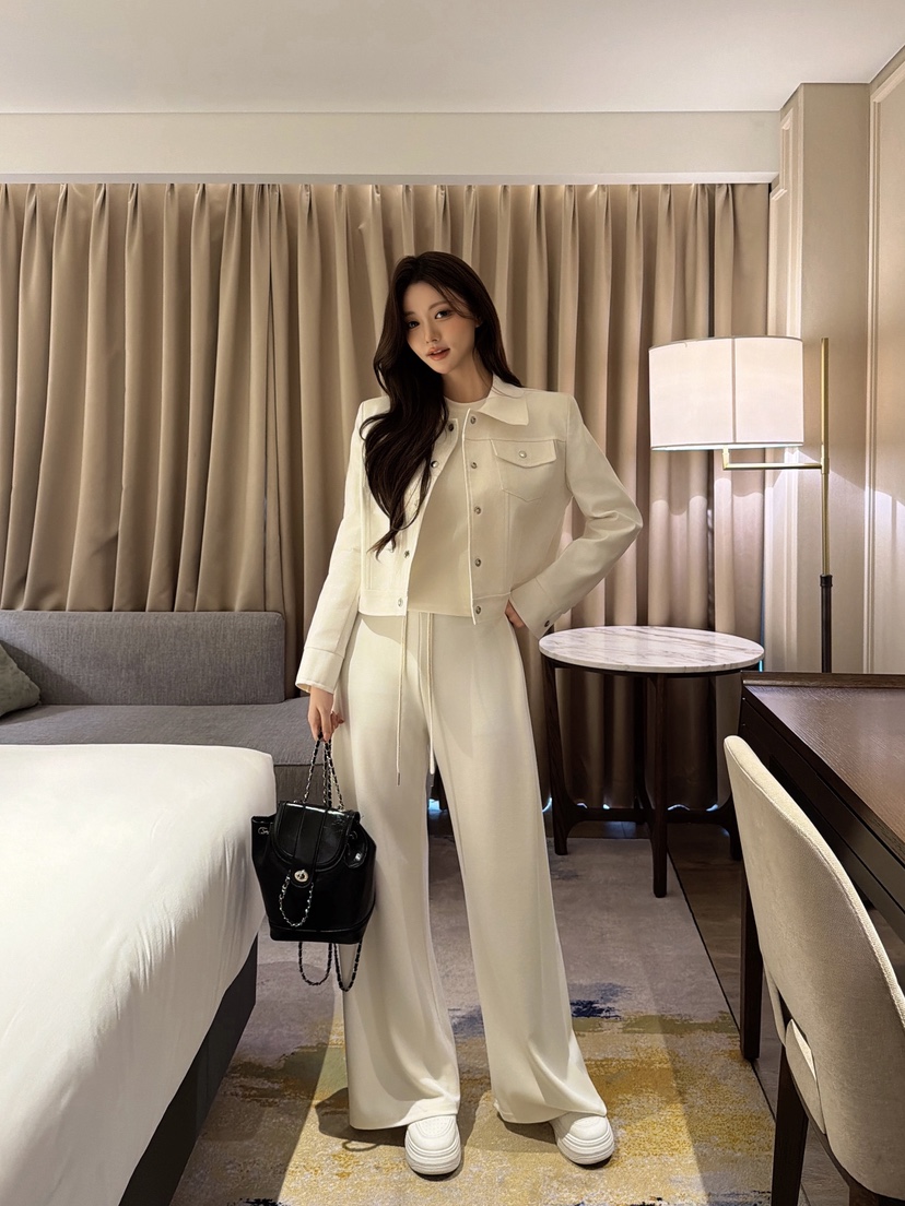 CLOTH韓國代購女士新品推薦時尚真品人氣休閑熱賣夾克珍珠CLOTH夾克