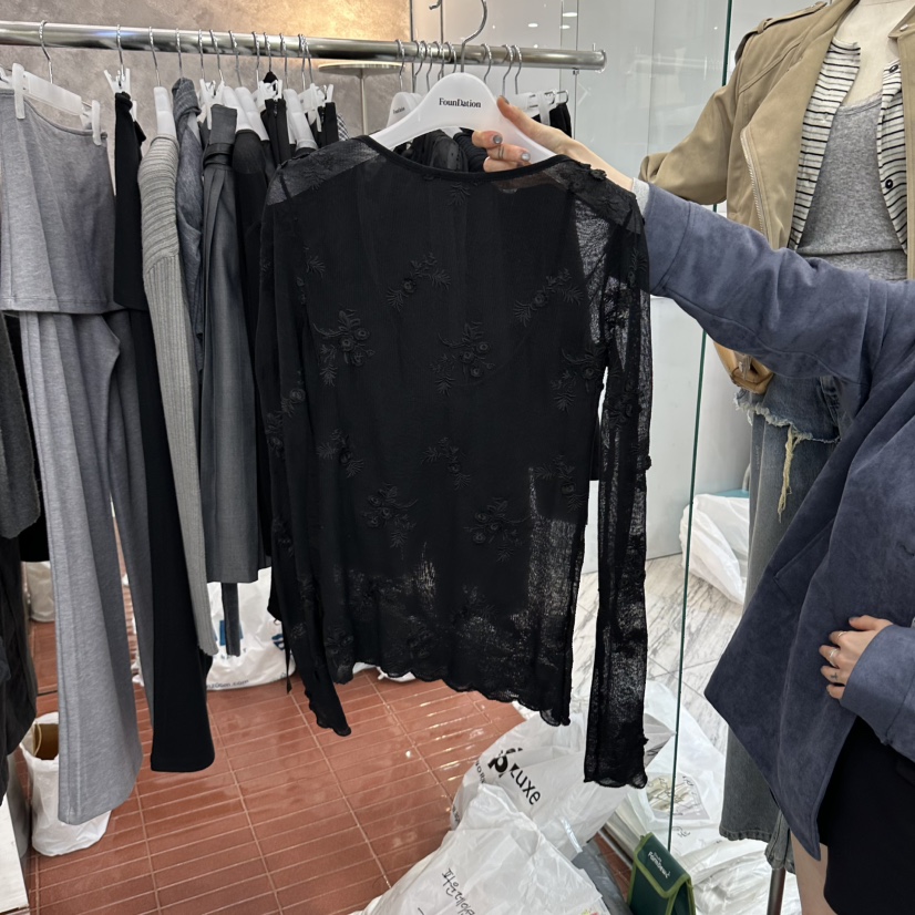 FOUNDATION東大門代購女裝新品休閑熱賣時尚襯衫蕾絲衫刺繡FOUNDATION襯衫/蕾絲衫圖色2