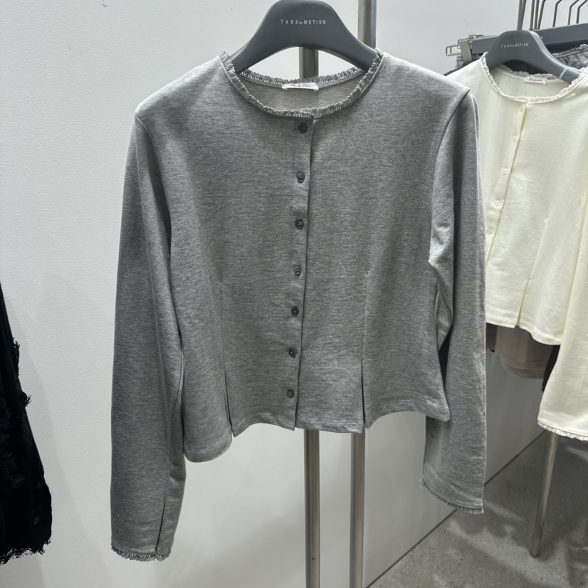 TARABY MOTION韓國直郵女裝新款推薦熱賣休閑真品長袖T恤TARABY MOTION長袖T恤圖色1