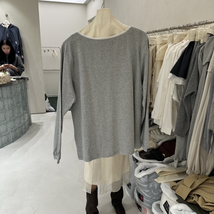 JUDYQUE東大門直郵女裝新品真品時尚休閑熱賣人氣長袖T恤JUDYQUE長袖T恤
