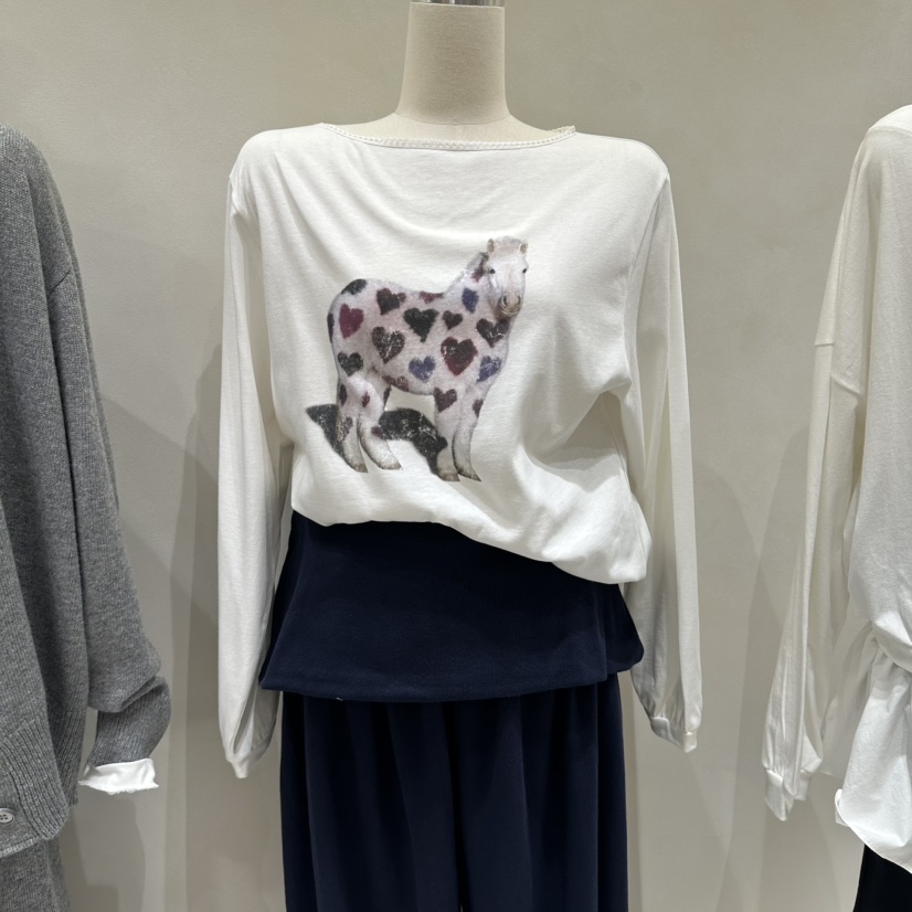 JUDYQUE東大門直郵女裝新品真品時尚休閑熱賣人氣長袖T恤JUDYQUE長袖T恤圖色1