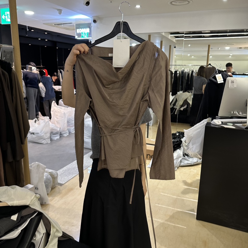 KOIVUE東大門直郵女裝新款推薦人氣時尚休閑真品襯衫蕾絲衫KOIVUE襯衫/蕾絲衫圖色2