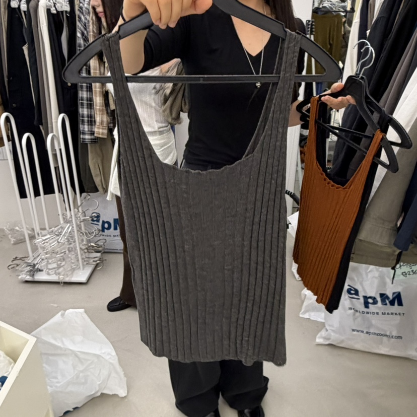 PADO韓國代購女士新款時尚真品推薦人氣休閑吊帶背心波紋PADO吊帶/背心圖色1