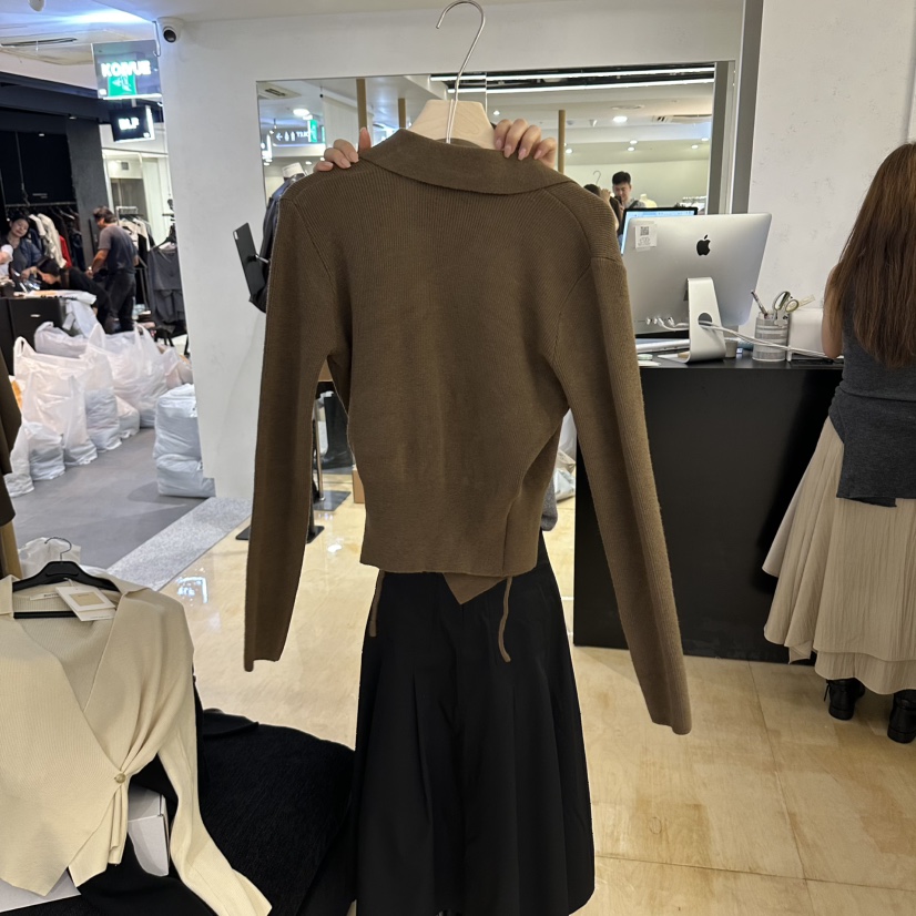KOIVUE東大門實拍女士新品熱賣人氣推薦時尚真品休閑針織衫KOIVUE針織衫