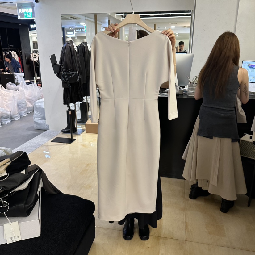 KOIVUE韓國直郵女士新款真品推薦人氣時尚休閑熱賣連衣裙OPSKOIVUE連衣裙