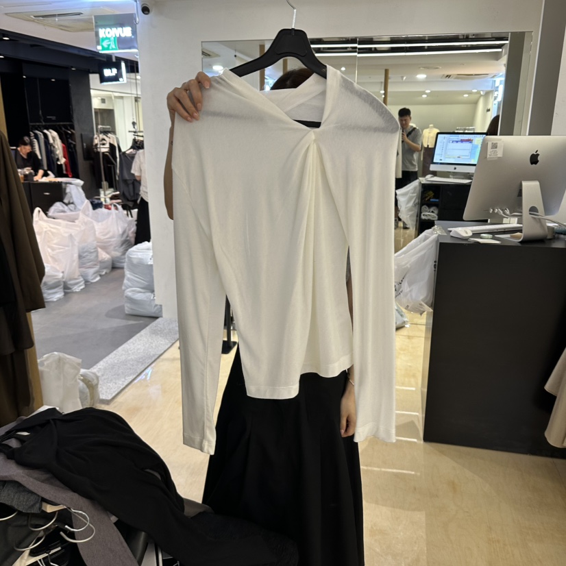 KOIVUE東大門直郵女士新款時尚人氣真品休閑推薦熱賣長袖T恤KOIVUE長袖T恤圖色1