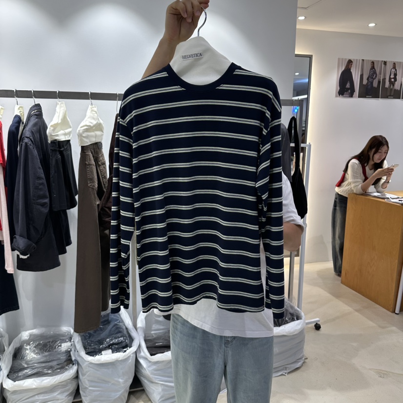 HELVETICA PLUS東大門直郵女裝新品推薦熱賣時尚長袖T恤HELVETICA長袖T恤圖色2深藍色