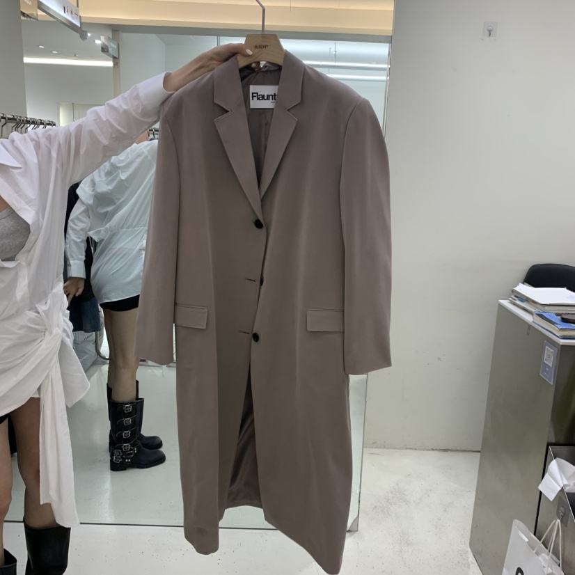 FLAUNT東大門實拍女裝新款推薦時尚人氣休閑真品長款風衣FLAUNT長款風衣圖色1
