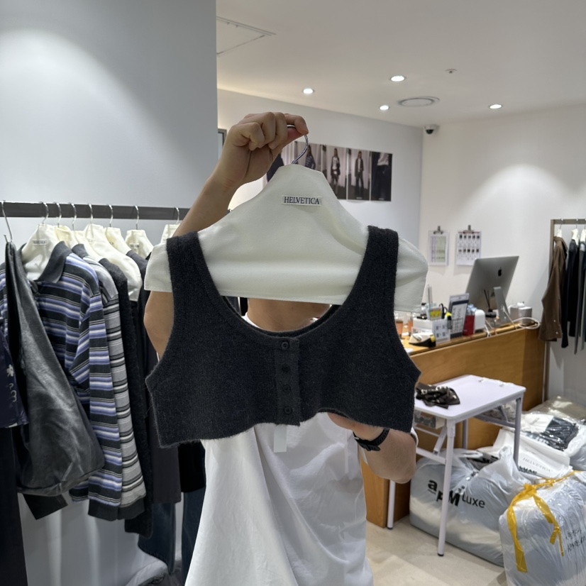 HELVETICA PLUS韓國直郵女裝新款推薦真品人氣時尚吊帶背心HELVETICA吊帶/背心圖色3深灰色