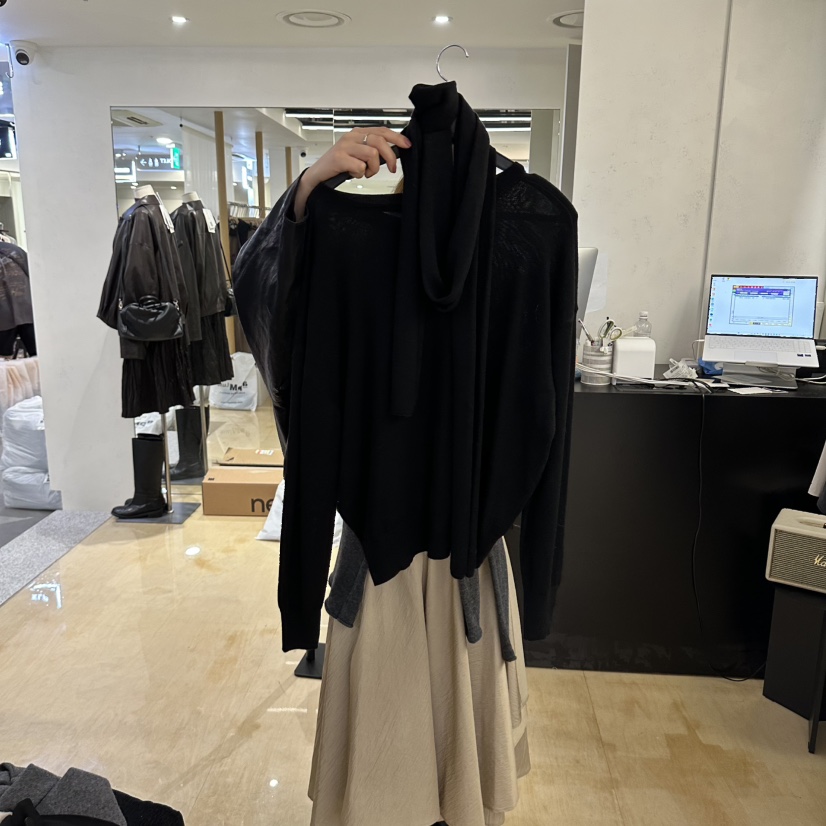 KOIVUE韓國代購女士新品真品推薦人氣時尚休閑針織衫含圍巾KOIVUE針織衫圖色2