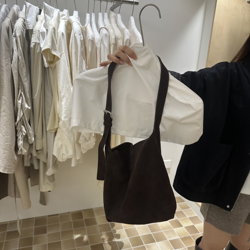 MYNAMEIS/AIME HOPE MAKE東大門代購女裝新款熱賣單肩斜跨包MYNAMEIS/AIME HOPE MAKE單肩/斜跨包圖色2