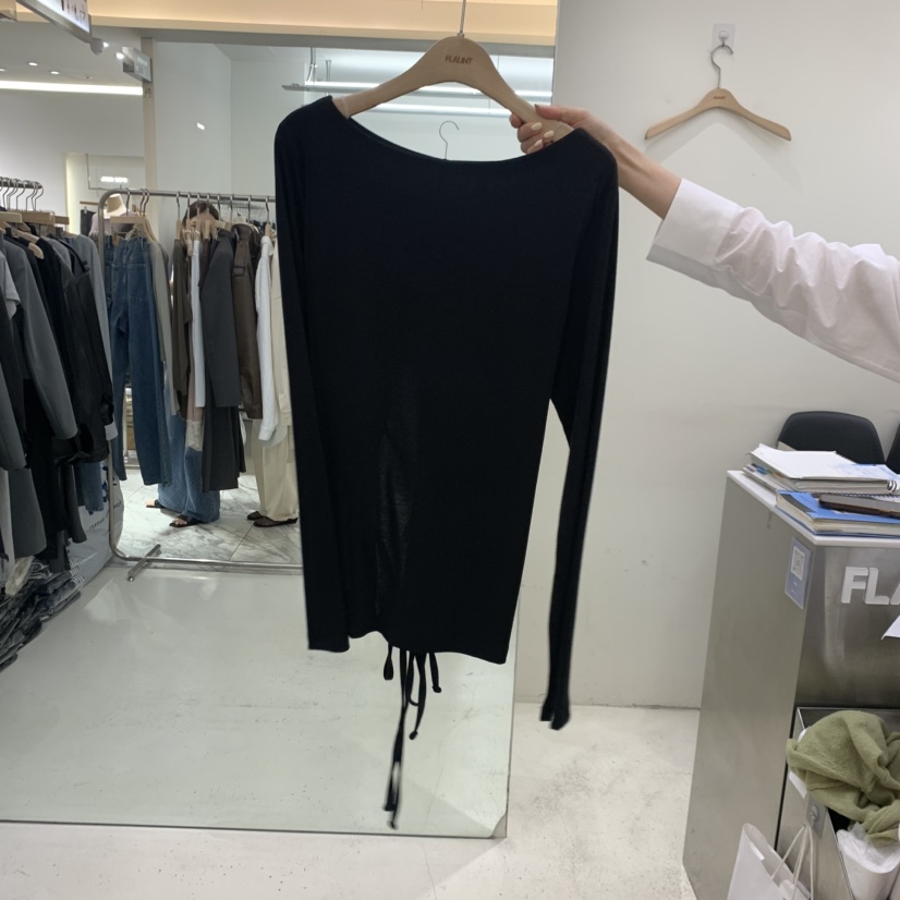 FLAUNT東大門代購女裝新款時尚推薦休閑真品人氣長袖T恤開衩FLAUNT長袖T恤圖色2