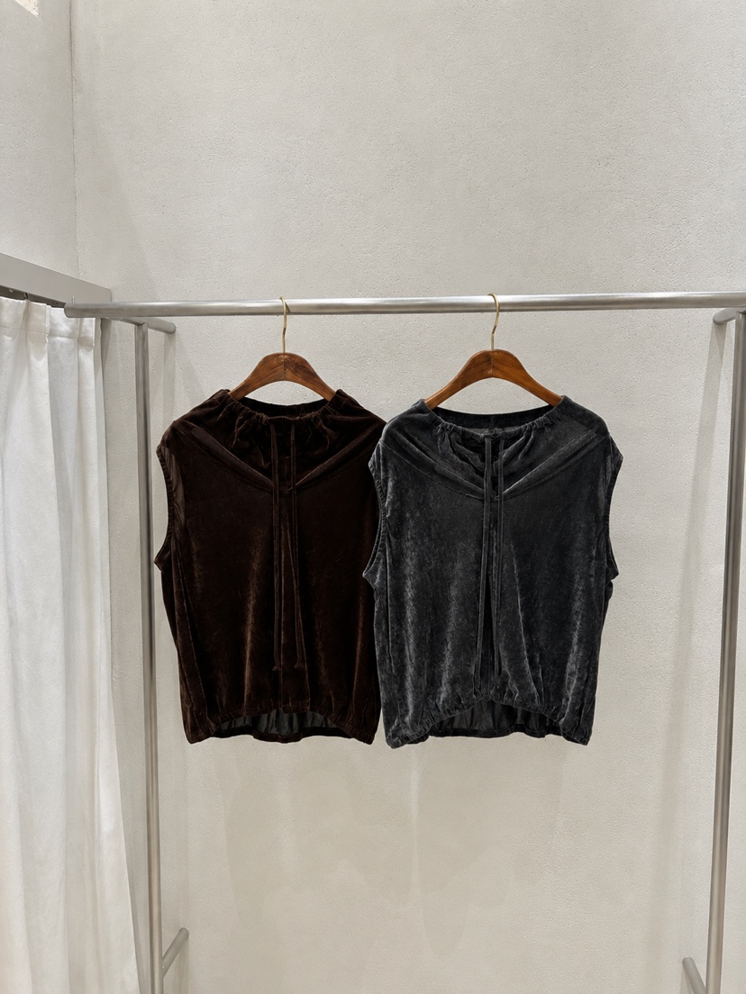 ROOOF東大門直郵女士新品休閑時尚熱賣吊帶背心天鵝絨高領ROOOF吊帶/背心