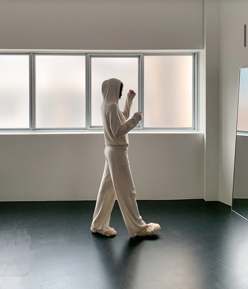 LE VASE東大門實拍女裝新品真品時尚休閑針織衫拉鏈連帽衫LE VASE針織衫