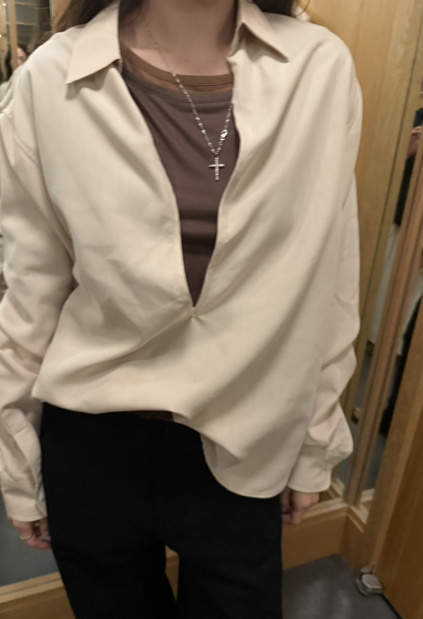 PERMISSION韓國直郵女裝新款推薦人氣時尚襯衫蕾絲衫V領深VPERMISSION襯衫/蕾絲衫圖色1