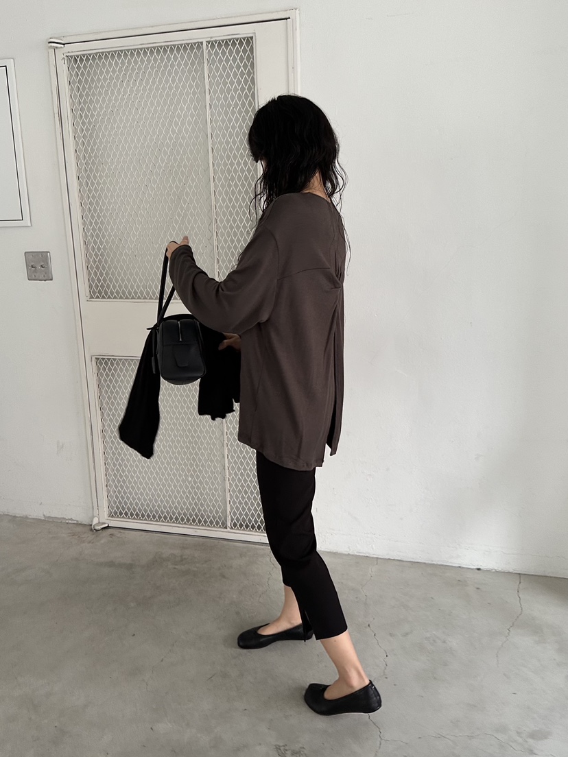 LE VASE韓國直郵女士新款推薦人氣休閑真品熱賣時尚長袖T恤LE VASE長袖T恤