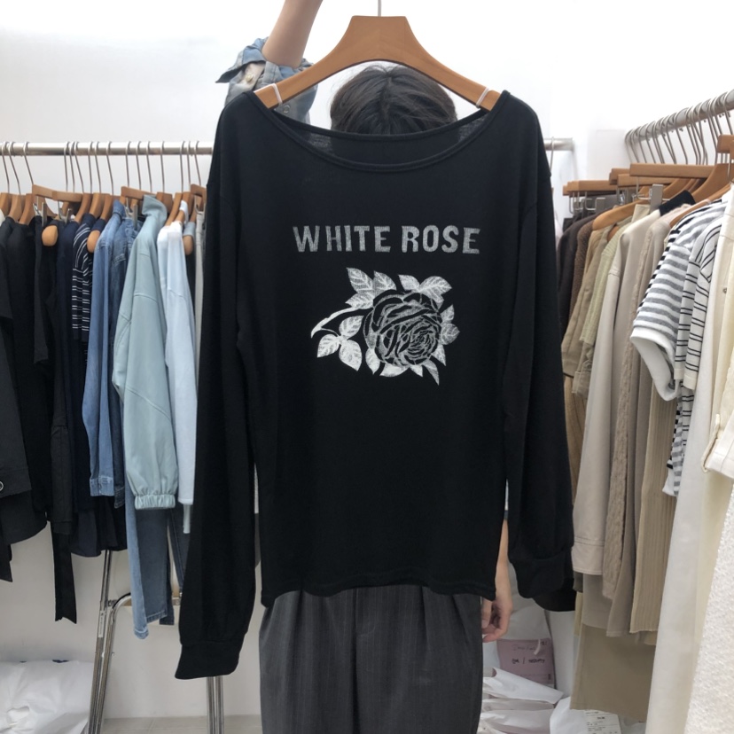 DRESS ROOM東大門代購女裝新款時尚人氣長袖T恤花朵船領DRESS ROOM長袖T恤圖色2